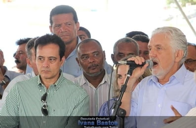 Visita ao município de Licínio de Almeida com o governador Jaques Wagner