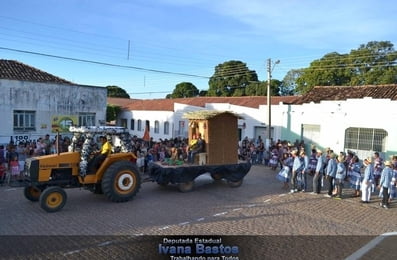 Desfile em Palmas de Monte Alto (Comemoração a Independência do Brasil) 