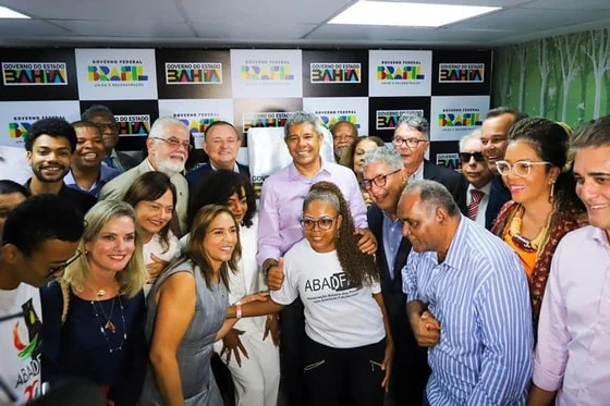 Ivana Bastos participa da entrega do Centro Estadual de Anemia Falciforme da Bahia