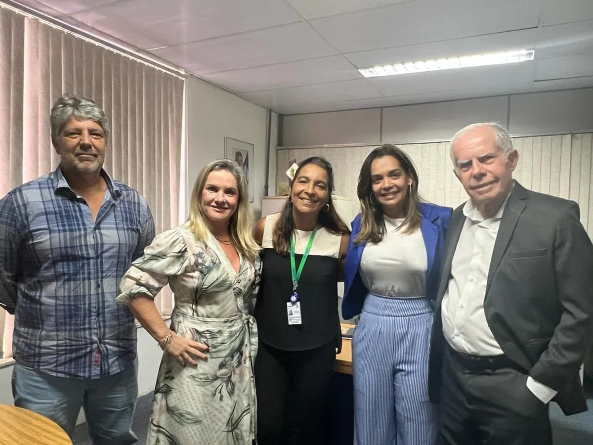  Ivana e Vanessa tratam no Inema do Plano de Manejo da APA Marimbus-Iraquara