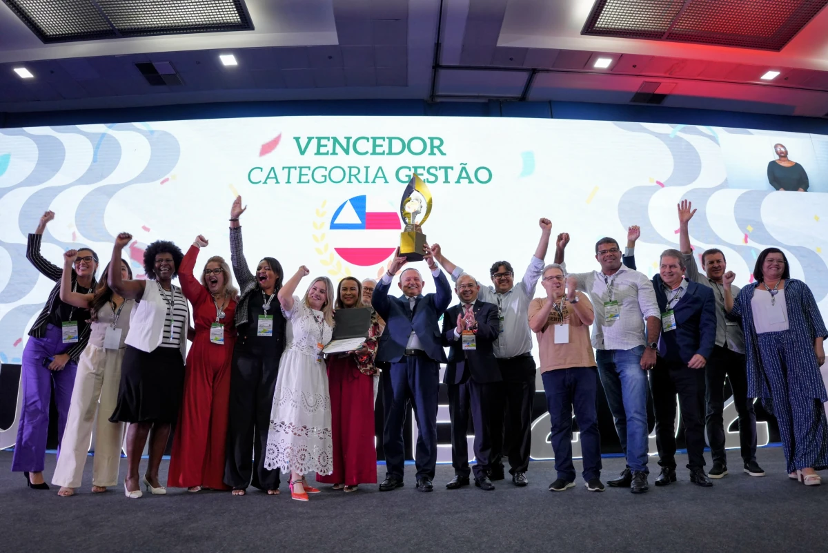 Deputada participa da 27ª Conferência Nacional da Unale e fala sobre conquista histórica para a Bahia 